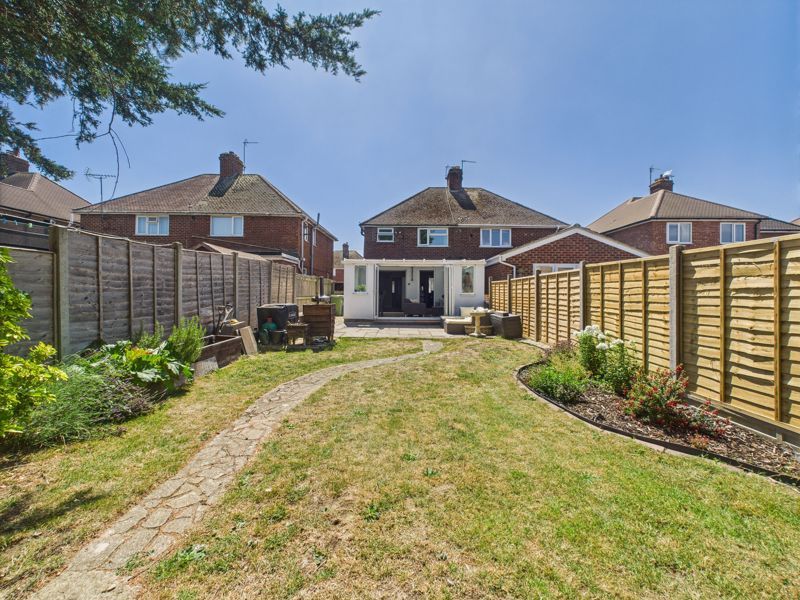 Property photo 1 of 16 Garden