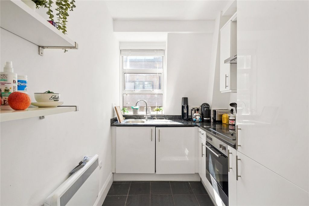 Property photo 2 of 12 Kitchen