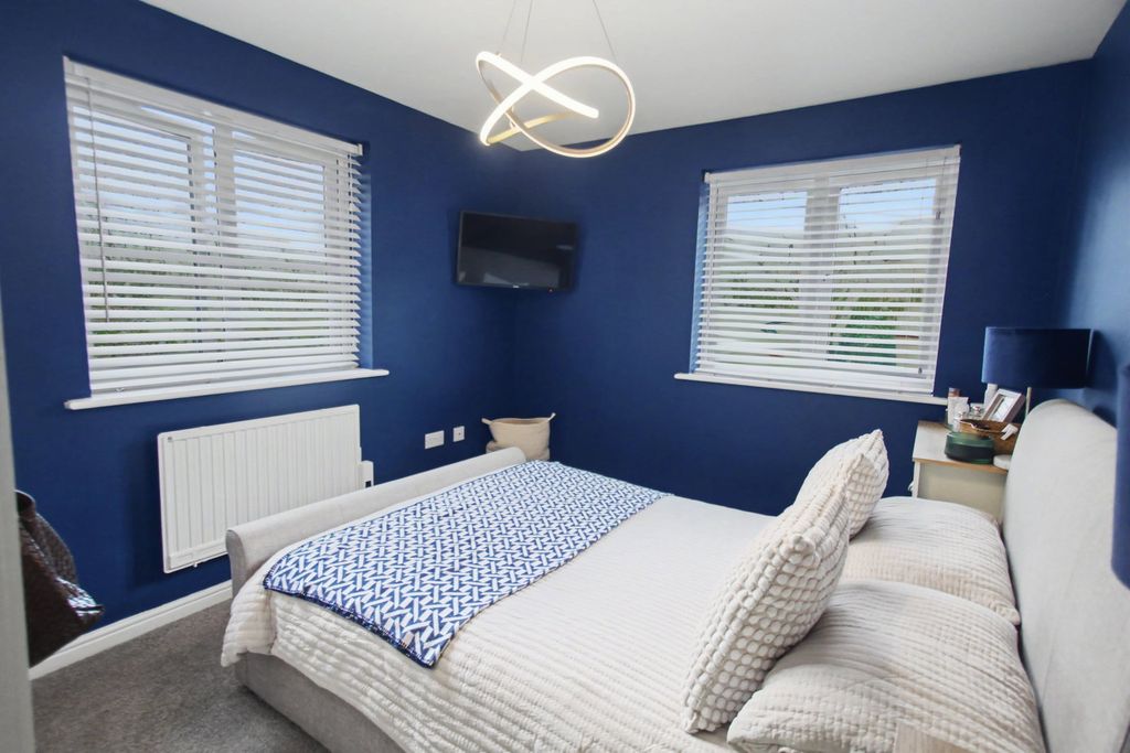 Additional image 8 of 2 bed flat for saleDruids Close, Caerphilly CF83
