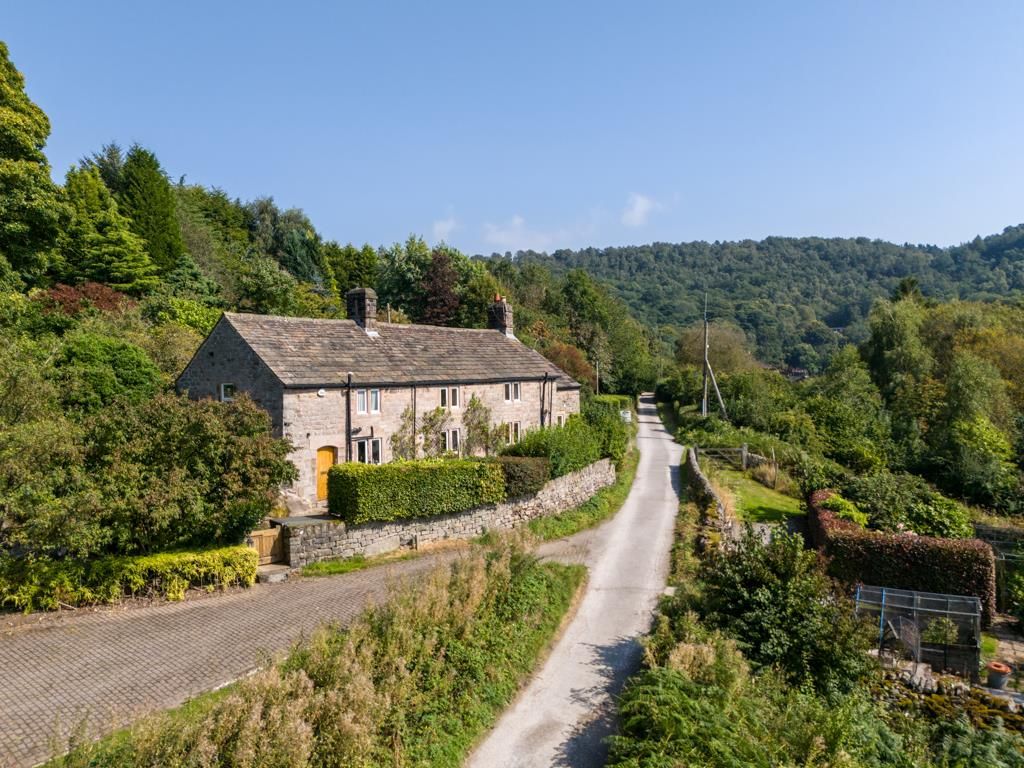 Property photo 2 of 47 Exterior And Gardens