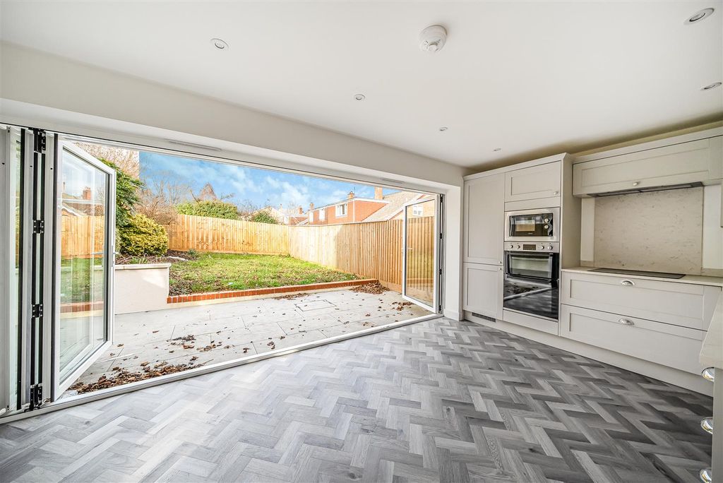 Property photo 3 of 16 1261000 (21).Jpg