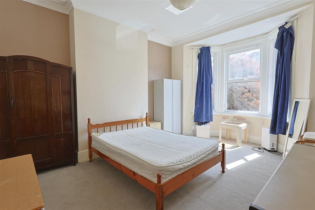 Property photo 1 of 6 6Bffe476-0585-4428-A884-Bfbc748A3B6D_1_201_A.Jpeg