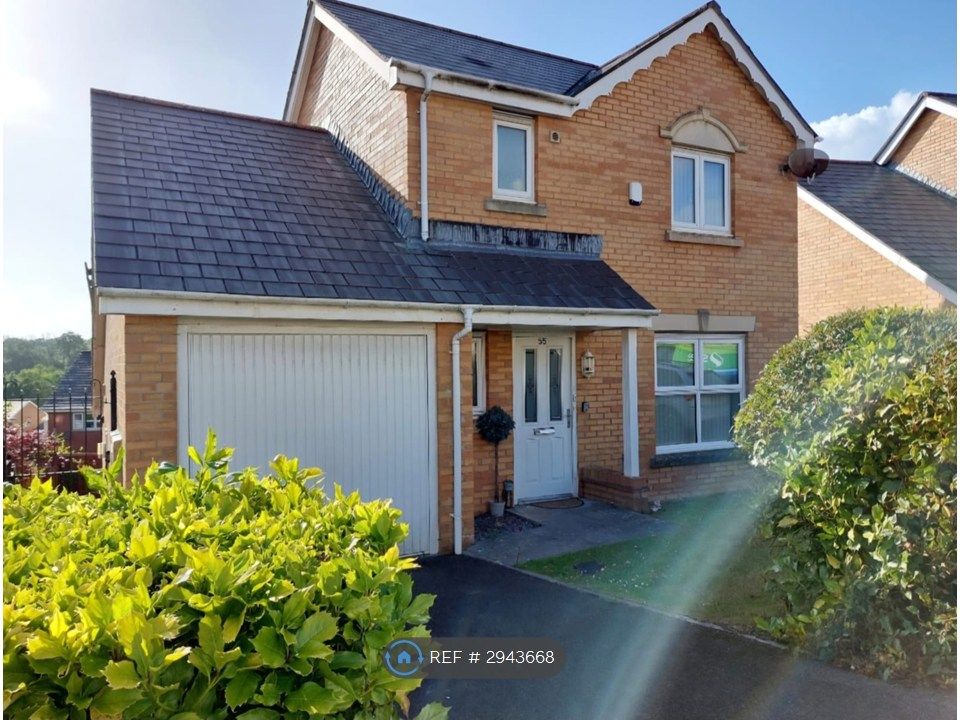 Property photo 1 of 14 Front