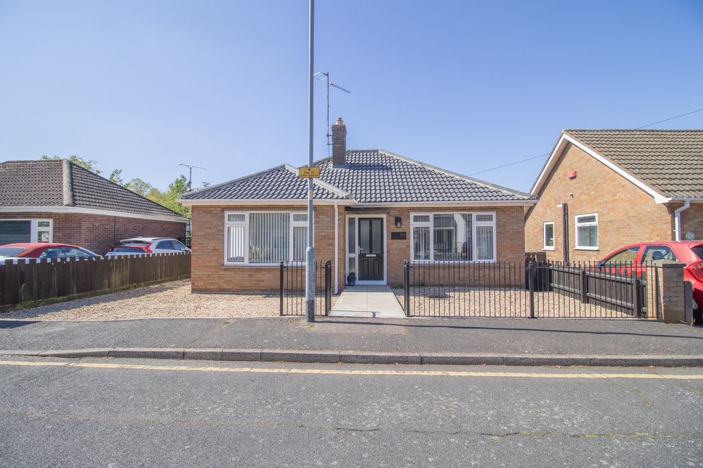 Property photo 1 of 15 5067860