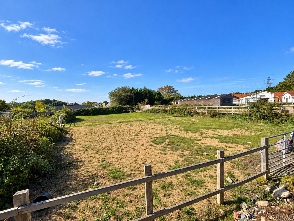 Property photo 3 of 3