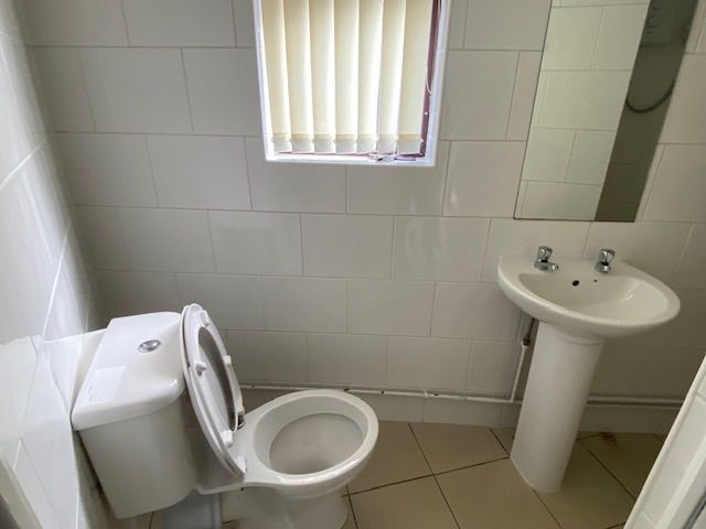 Property photo 3 of 4
