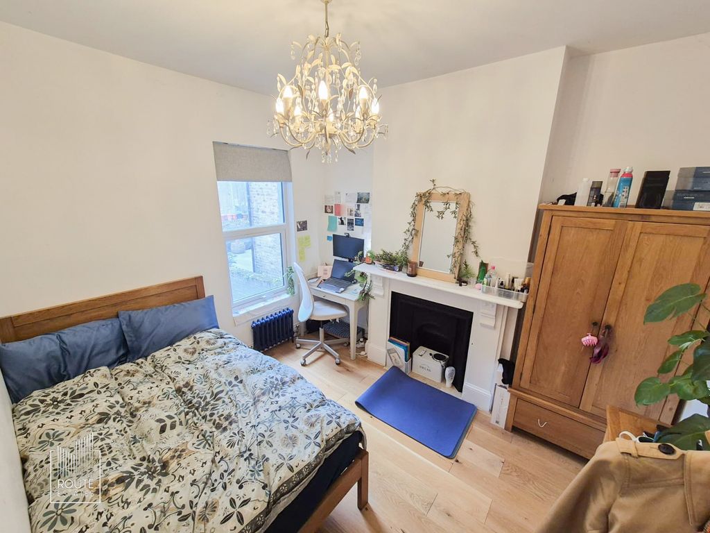 Property photo 1 of 11 Photo 2