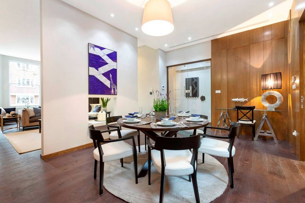 Property photo 3 of 17