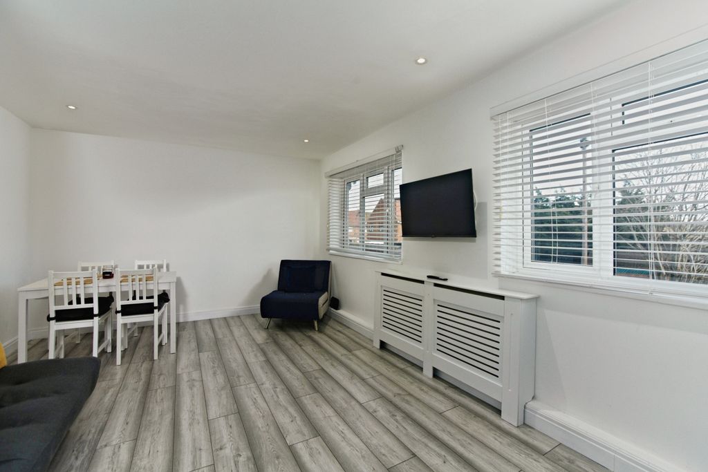 Property photo 3 of 26 Reception Room