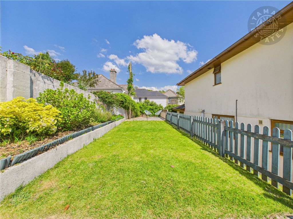 Property photo 3 of 26 Rear Garden