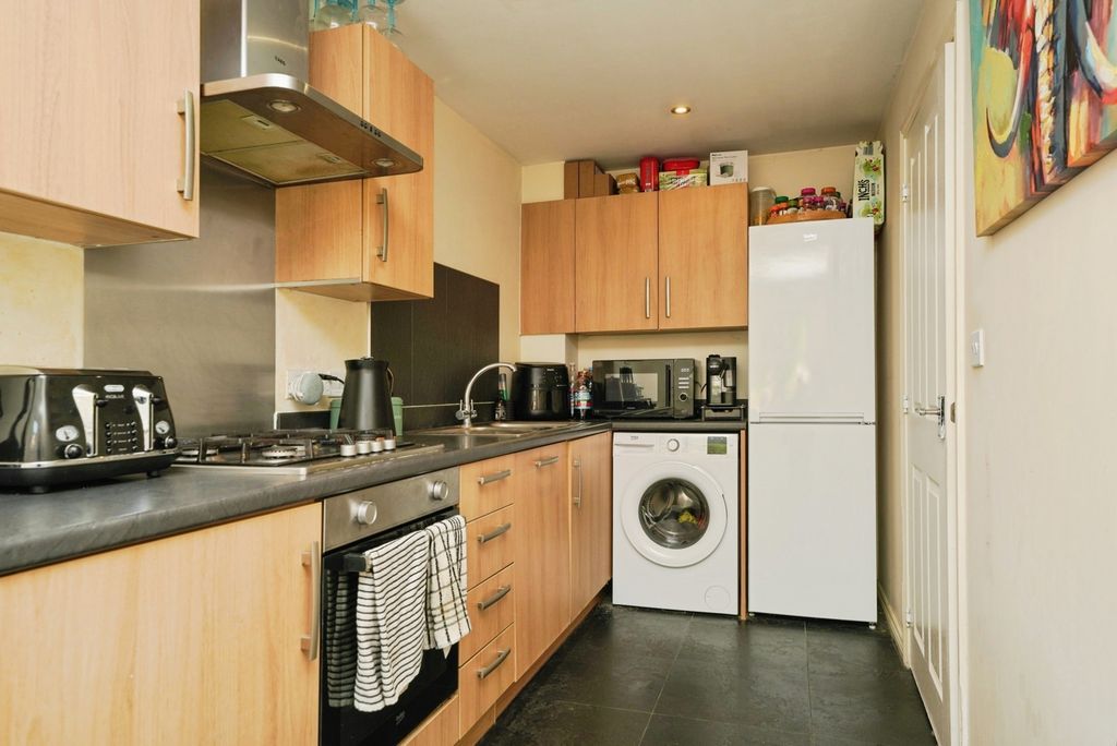 Property photo 2 of 16 Pbox-Img.Jpg