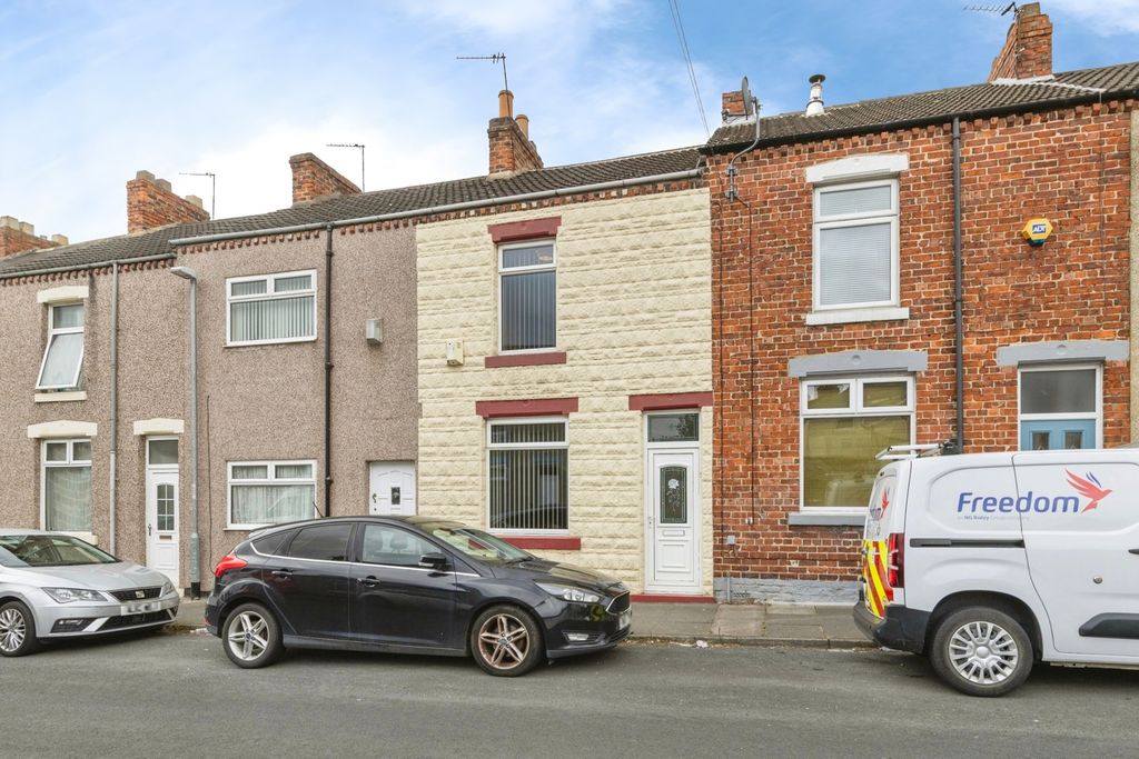 Property photo 1 of 19 Pbox-Img.Jpg