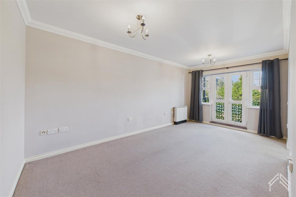 Property photo 2 of 10 Cam02700G0-Pr0437-Still003.Jpg