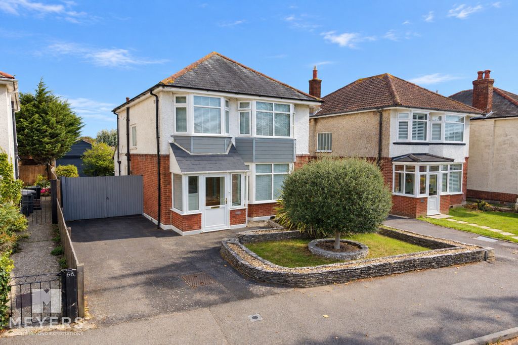 Property photo 1 of 34