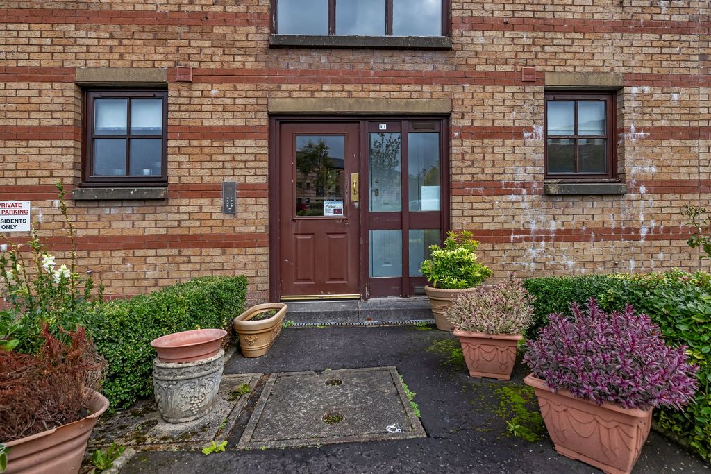 Property photo 3 of 17 2