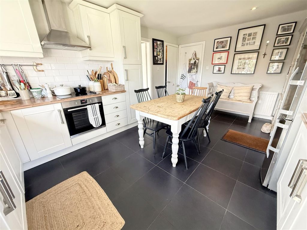 Property photo 2 of 30 Img_3017.Jpg