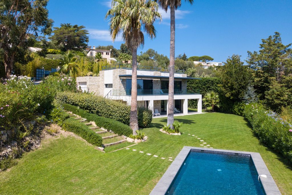 Property photo 1 of 19