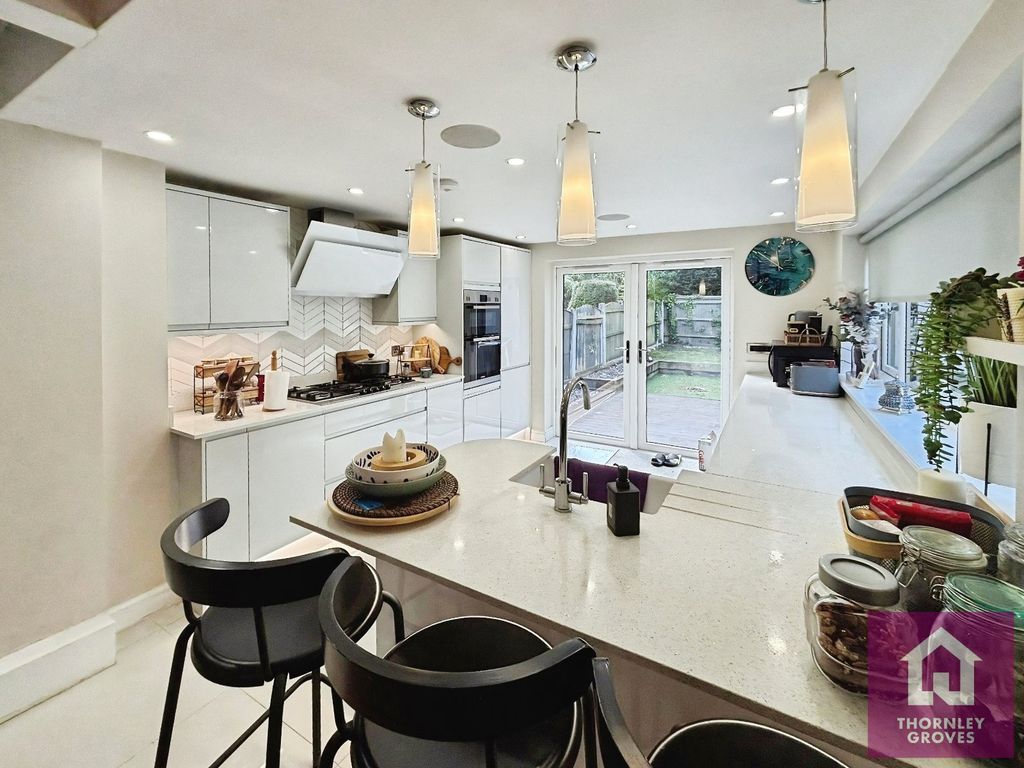 Property photo 3 of 12 Picture No. 08