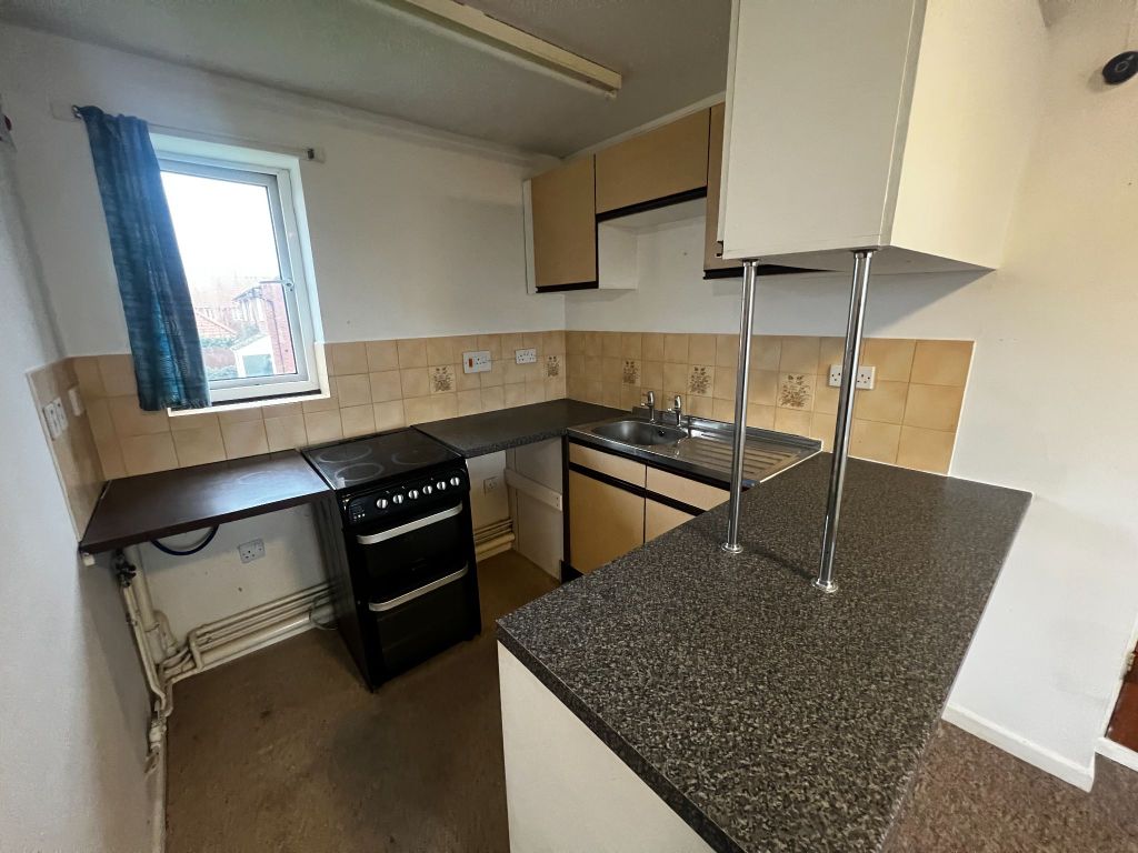 Property photo 3 of 5 Photograph 4