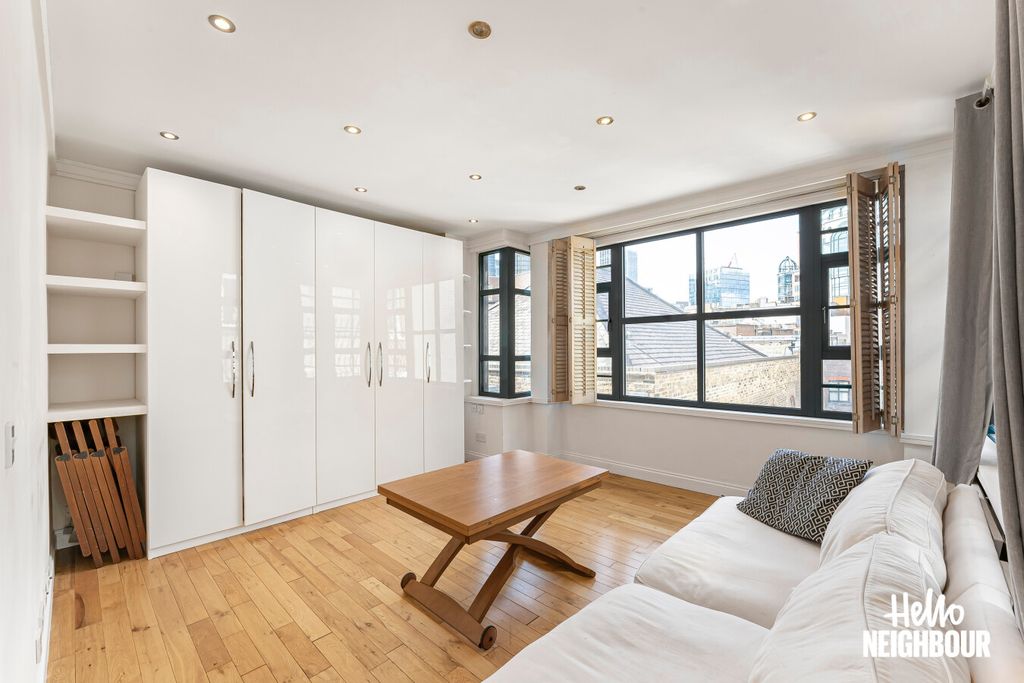 Property photo 3 of 15 Photo 2