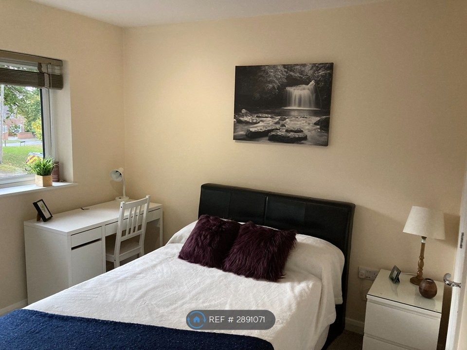 Property photo 3 of 11 Rm1 - 1st Floor Double, Wfh Facilities