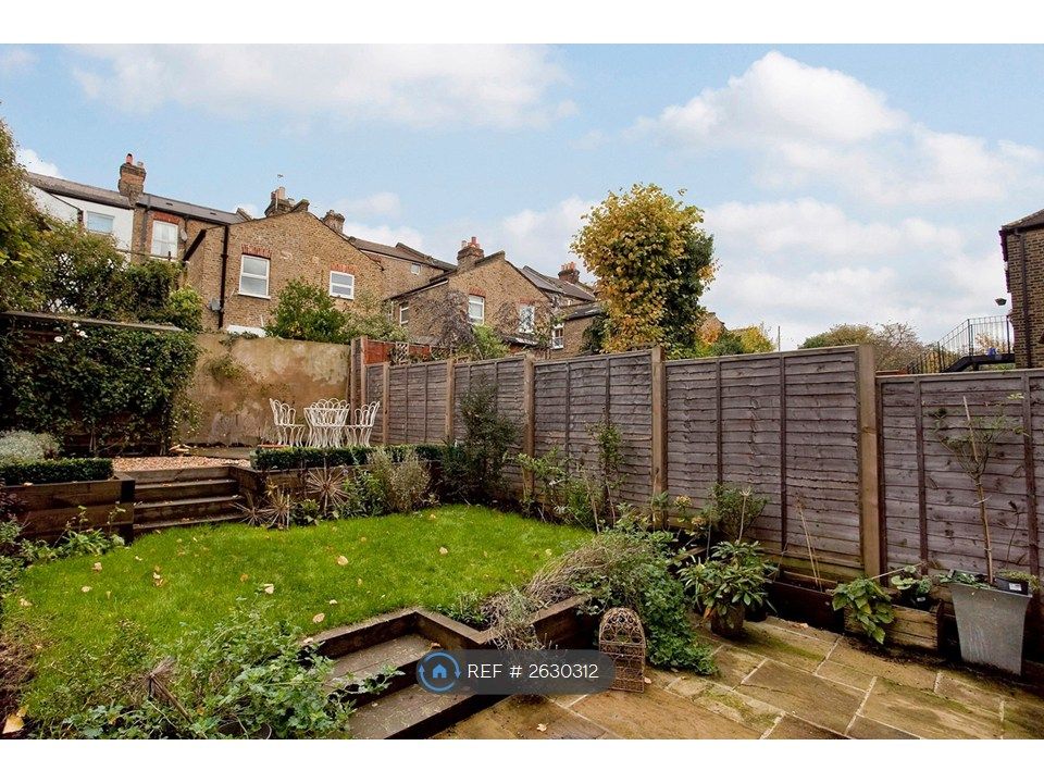 Property photo 3 of 10 Back Garden