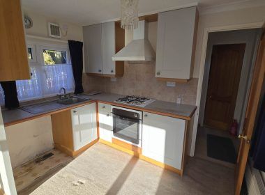 Property photo 3 of 6 Preloved Park Home At Broadstones Residential Park