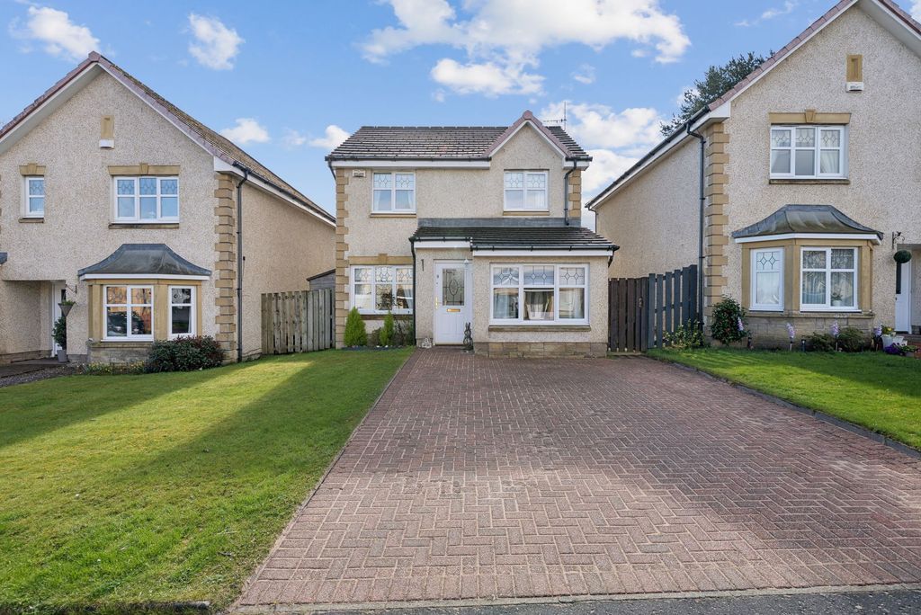 Property photo 1 of 27