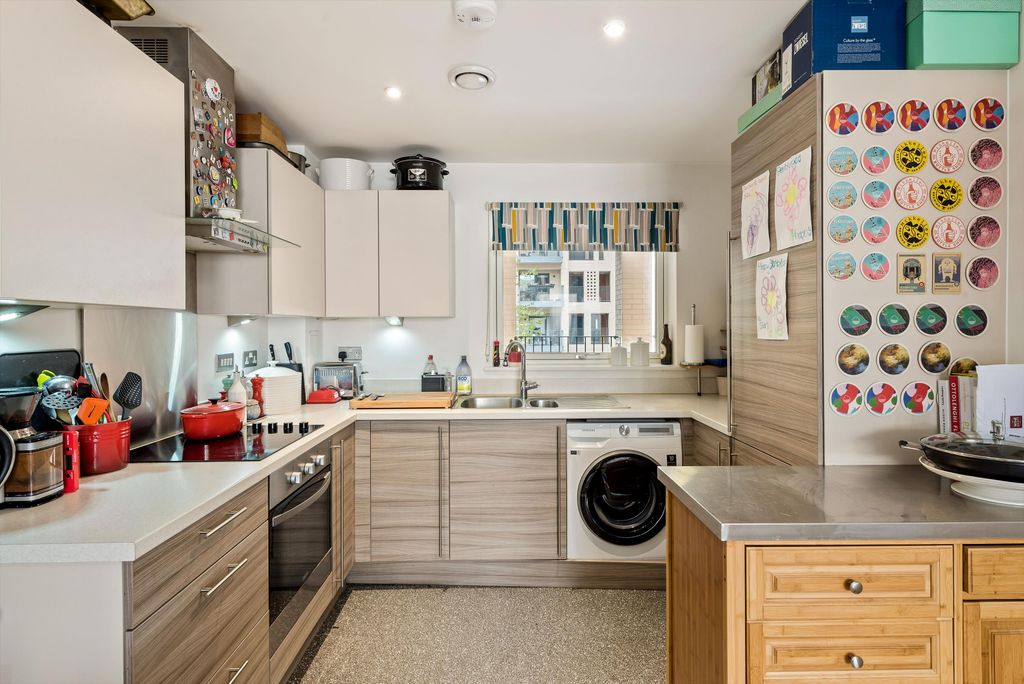 Property photo 3 of 10 Image