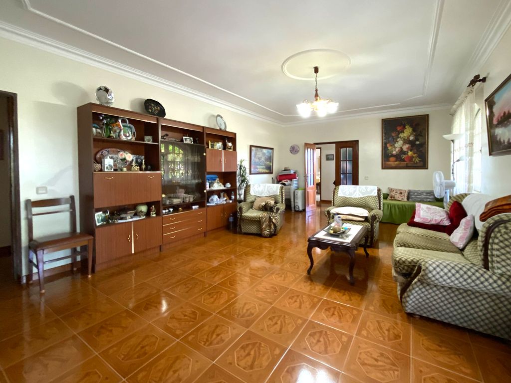 Property photo 3 of 26