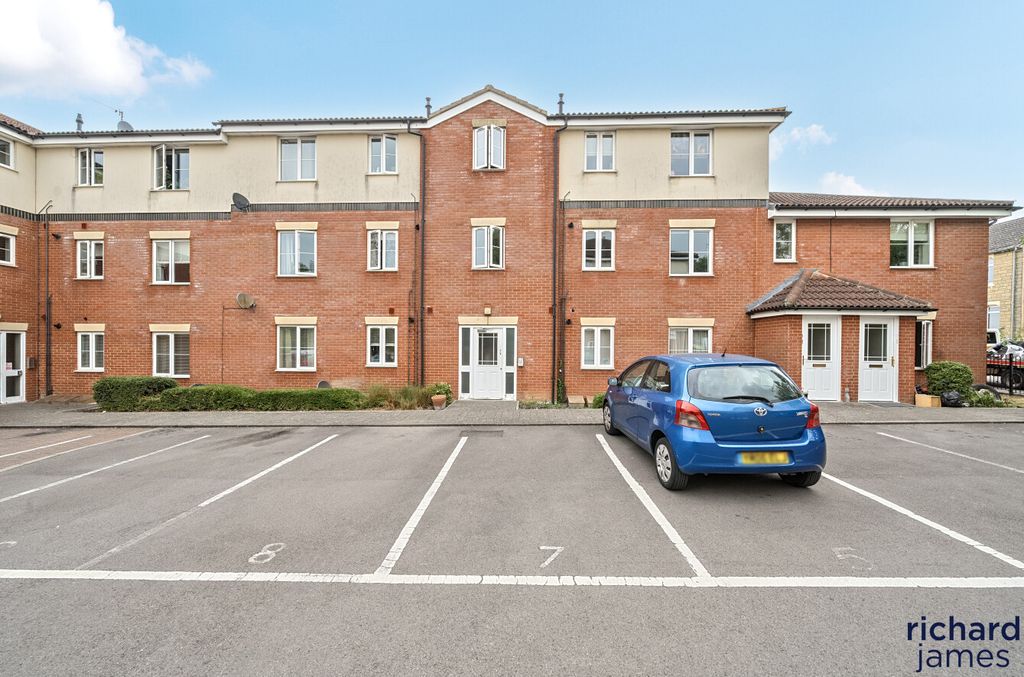 Property photo 1 of 10 8Bb484d6931740d79Dca85B309271Bf6