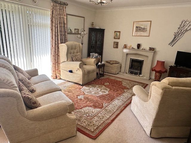Property photo 3 of 12