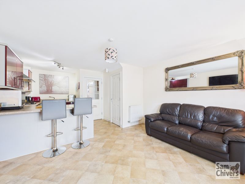 Property photo 3 of 18 Photo 9