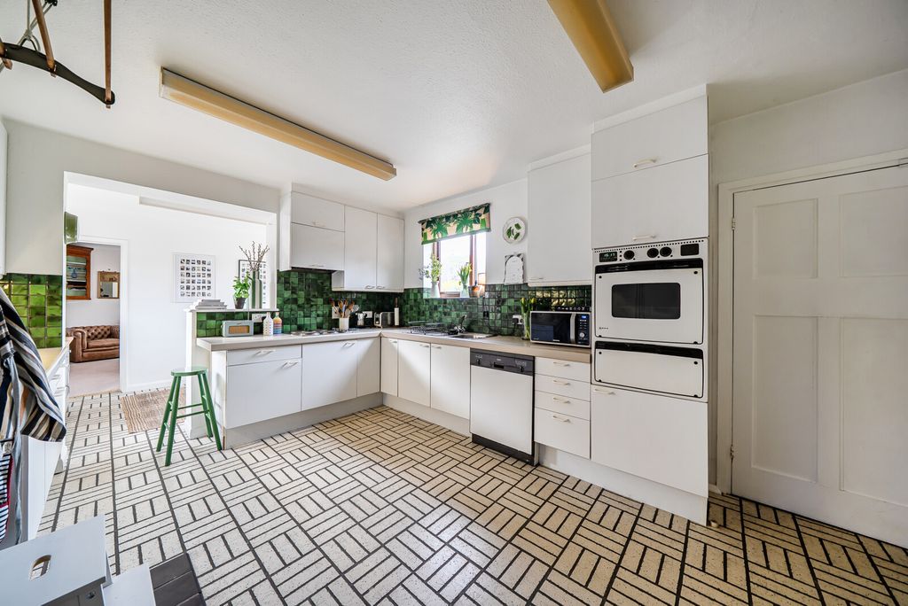 Property photo 3 of 19 1429734-33-69B434...