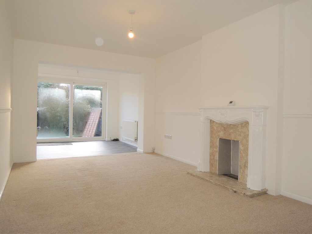Property photo 2 of 12 Picture No. 10