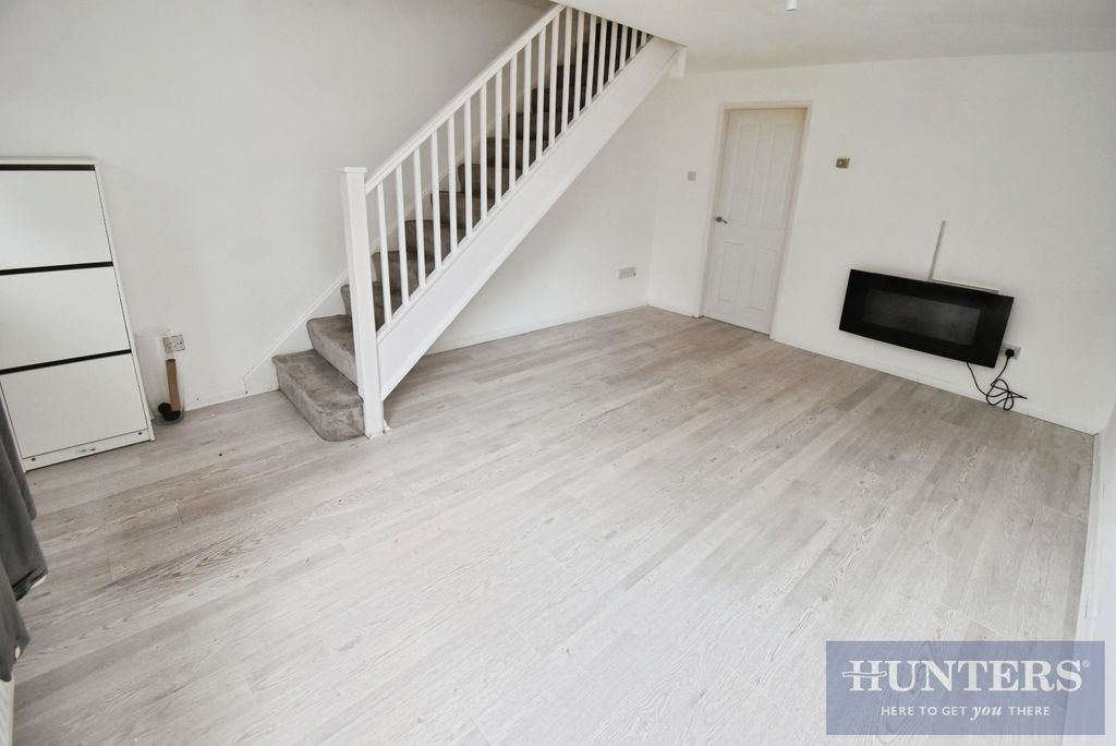 Property photo 2 of 12 Pbox-Img.Jpg