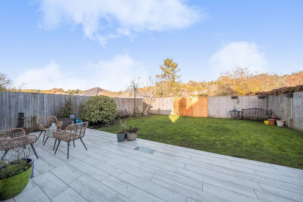 Property photo 2 of 33 Picture No. 07