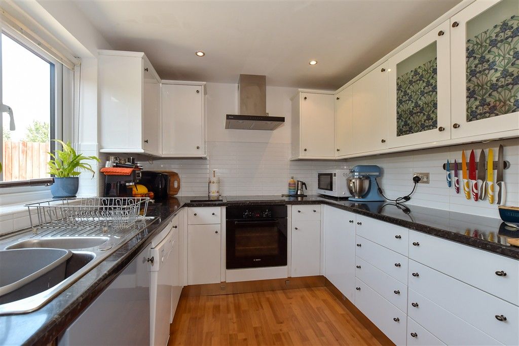 Property photo 3 of 14 Kitchen/Dining Area