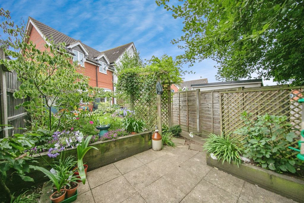 Property photo 3 of 17