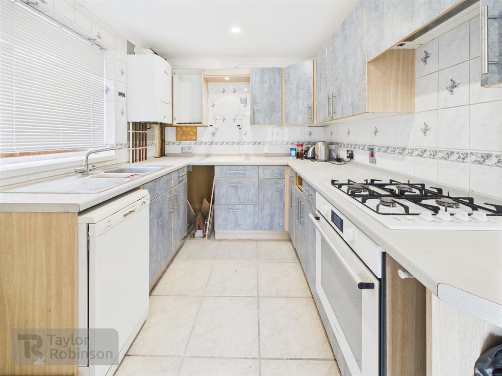 Property photo 3 of 14 Cam02600G0-Pr0534-Still014.Jpg