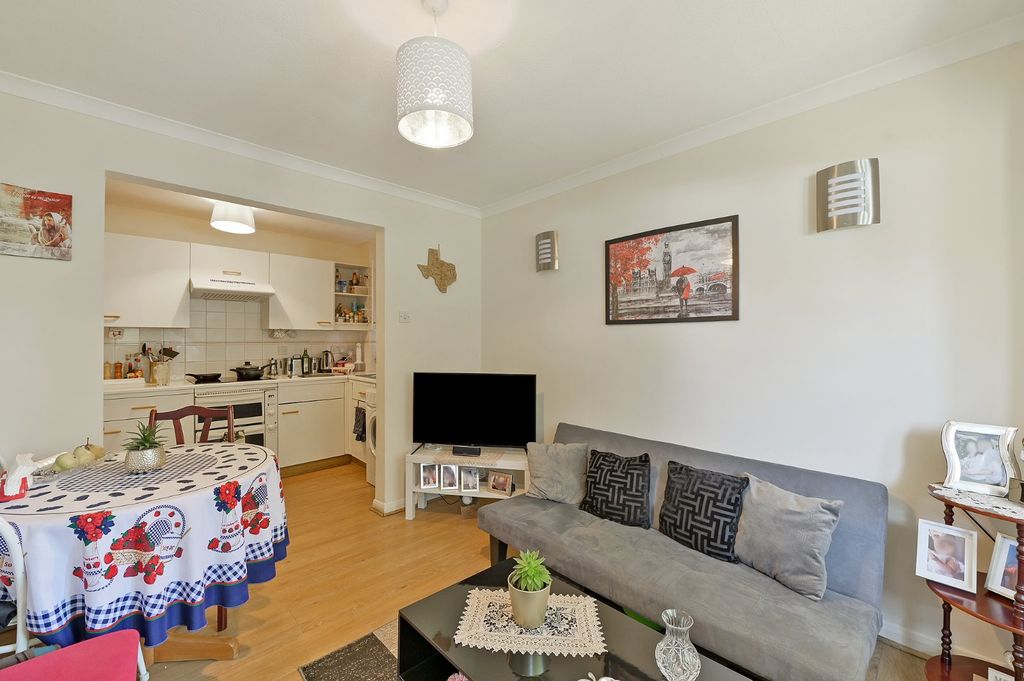 Property photo 2 of 6 Picture No. 06