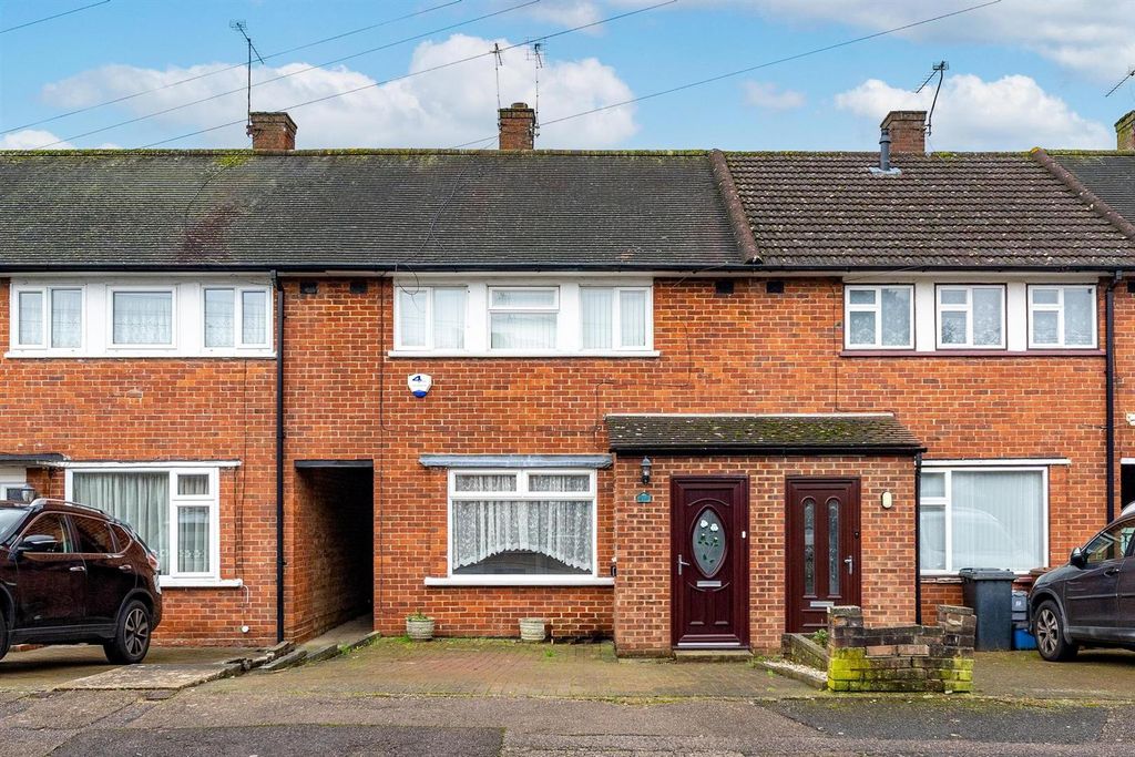 Property photo 1 of 13 Morpeth Avenue