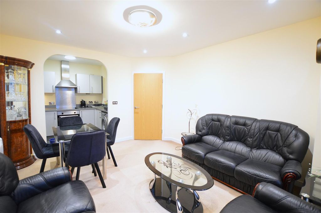 Property photo 2 of 9 Dsc_0812 Copy.Jpg