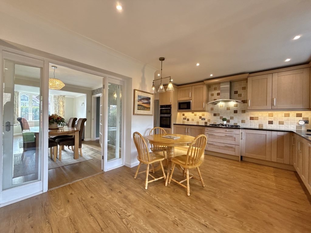 Property photo 2 of 23