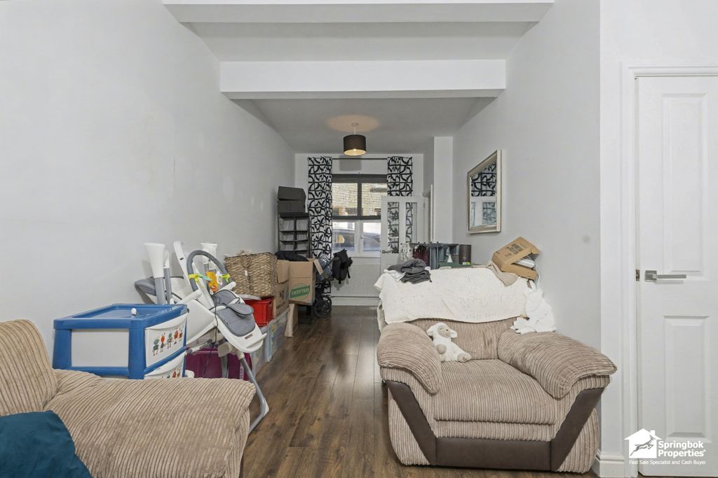 Property photo 2 of 12 Image 1