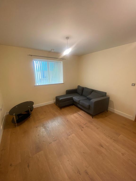 Property photo 1 of 12 1