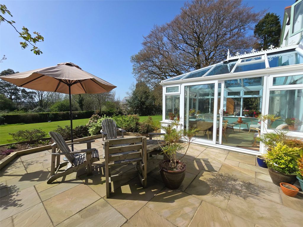 Property photo 2 of 29 Picture No. 02