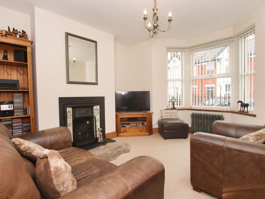 Property photo 2 of 19