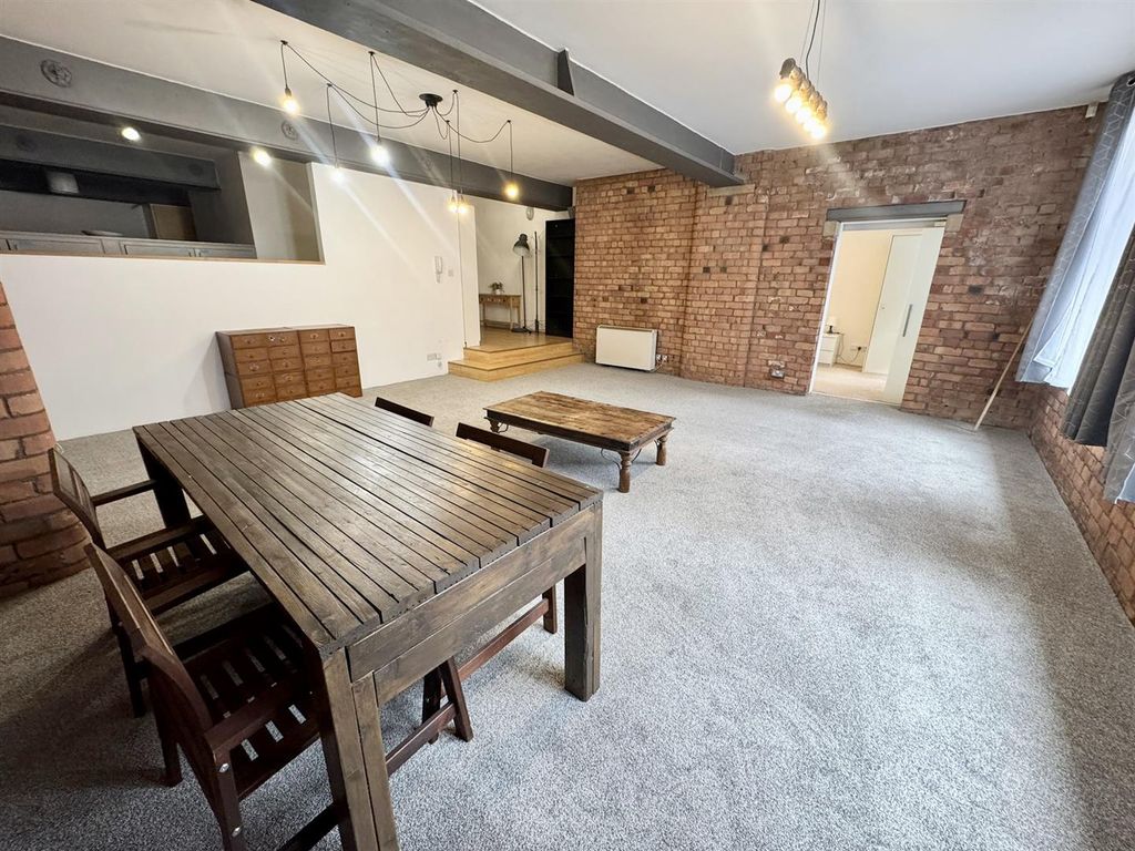 Property photo 3 of 10 035B4B42-B177-4Ff8-Be01-7Bdec1F2Ced1.Jpg