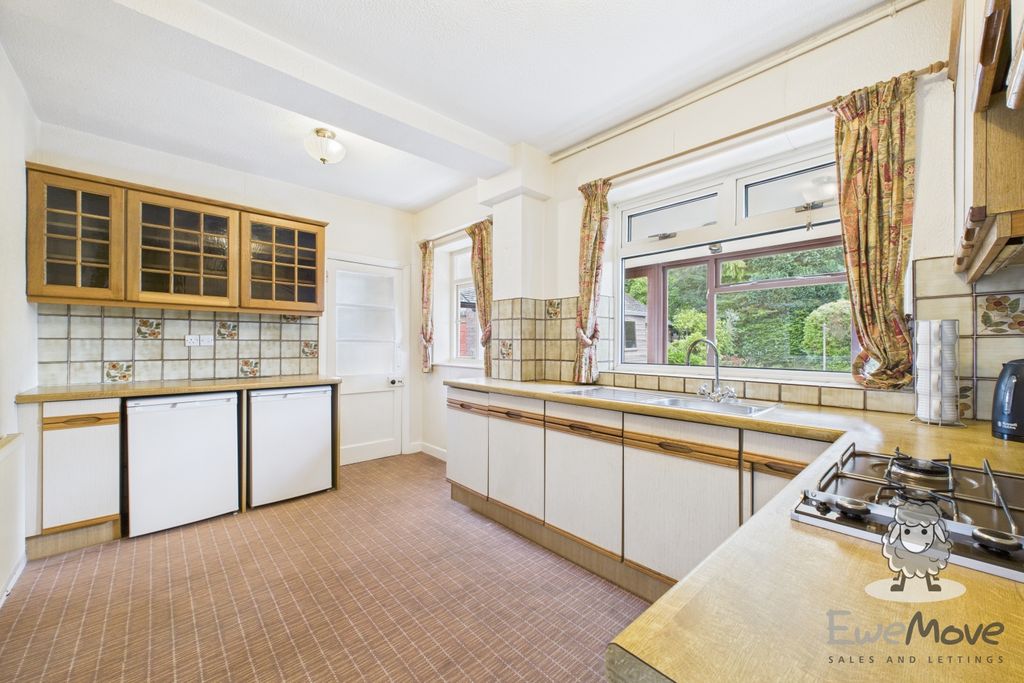 Property photo 3 of 17 12